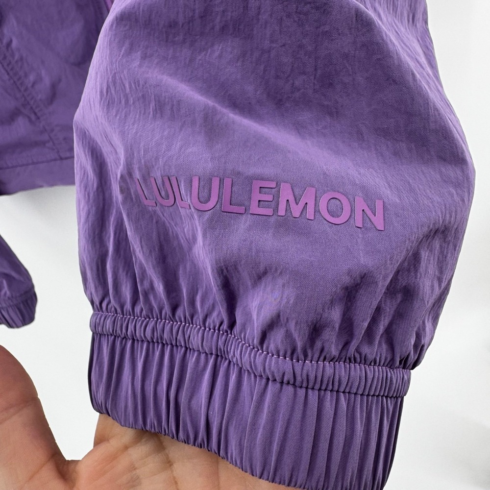 Lululemon Lightweight Hooded JacketPurple Blossom Light Women's 8 2022 - Picture 3 of 9